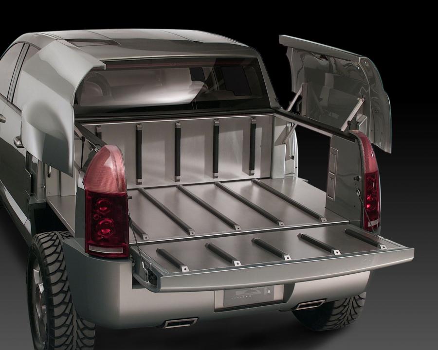  GMC Terra4 Concept 2002 года  (фото 12 из 16)
